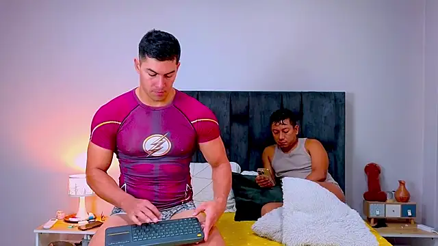 FelipeAndMarcello3 online show from April 2026 02:09:01 PM