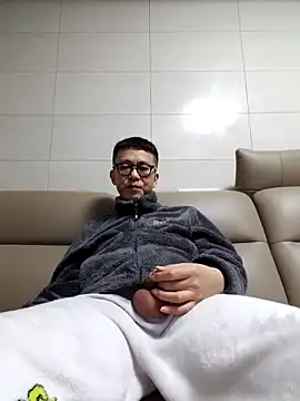 Snapshot of Ssk10N chatting on February 2025 05:19:02 PM Ssk10N online show from February 2025 05:19:02 PM