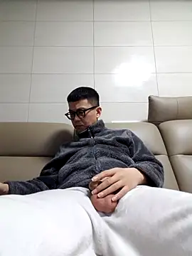 Snapshot of Ssk10N chatting on February 2025 03:51:02 PM Ssk10N online show from February 2025 03:51:02 PM