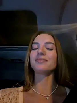 -AngelAri- online show from November 2025 06:17:01 PM