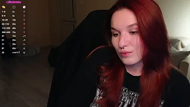 Val lava online show from October 2025 07:22:02 PM