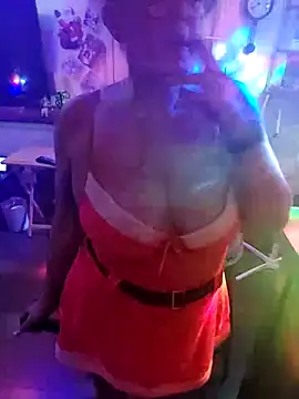 Snapshot of COUPLE4VOYEUR01 chatting on December 2024 07:52:02 PM COUPLE4VOYEUR01 online show from December 2024 07:52:02 PM