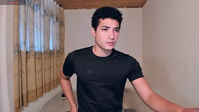 Snapshot of MitchellXD chatting on February 2026 02:14:01 PM MitchellXD online show from February 2026 02:14:01 PM