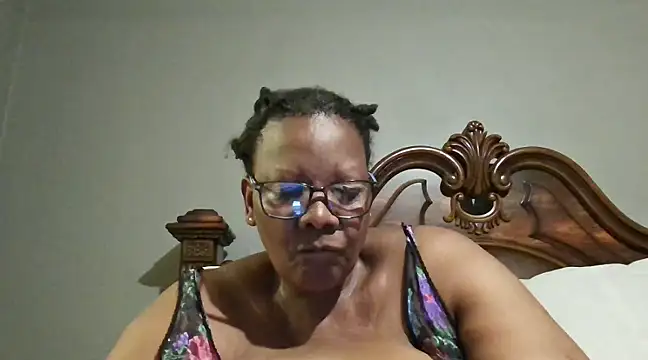 Snapshot of SEXYBOOBSNASS chatting on January 2025 07:32:01 PM SEXYBOOBSNASS online show from January 2025 07:32:01 PM