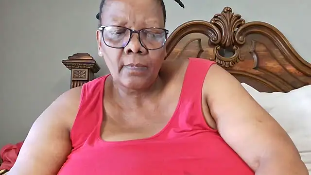 Snapshot of SEXYBOOBSNASS chatting on January 2025 07:03:01 AM SEXYBOOBSNASS online show from January 2025 07:03:01 AM