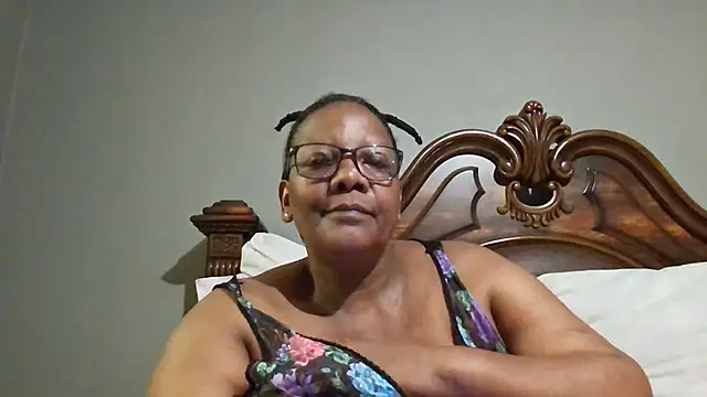 Snapshot of SEXYBOOBSNASS chatting on January 2025 06:16:02 PM SEXYBOOBSNASS online show from January 2025 06:16:02 PM