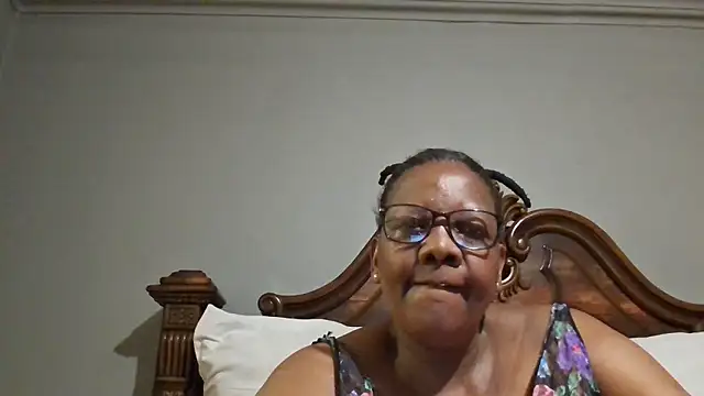 Snapshot of SEXYBOOBSNASS chatting on January 2025 07:24:01 PM SEXYBOOBSNASS online show from January 2025 07:24:01 PM