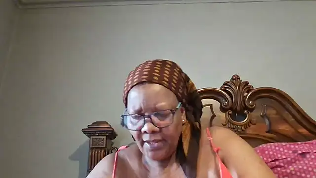 Snapshot of SEXYBOOBSNASS chatting on March 2025 01:29:01 PM SEXYBOOBSNASS online show from March 2025 01:29:01 PM