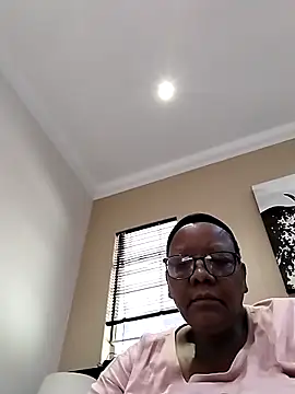 Snapshot of SEXYBOOBSNASS chatting on September 2025 06:37:01 AM SEXYBOOBSNASS online show from September 2025 06:37:01 AM