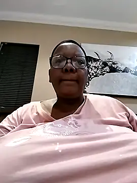 Snapshot of SEXYBOOBSNASS chatting on September 2025 04:30:01 PM SEXYBOOBSNASS online show from September 2025 04:30:01 PM