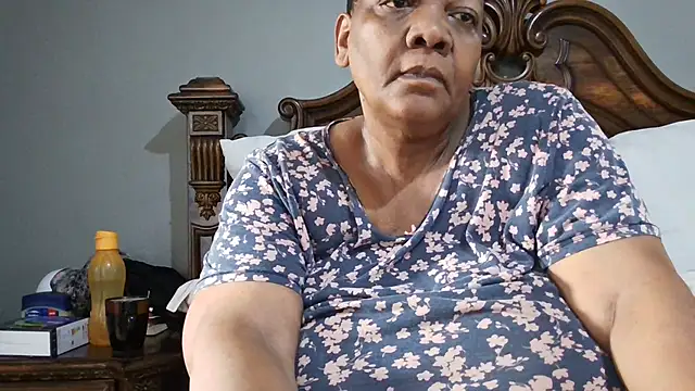 Snapshot of SEXYBOOBSNASS chatting on October 2025 04:23:02 AM SEXYBOOBSNASS online show from October 2025 04:23:02 AM