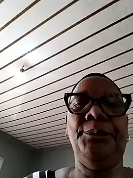 Snapshot of SEXYBOOBSNASS chatting on October 2025 05:35:02 AM SEXYBOOBSNASS online show from October 2025 05:35:02 AM