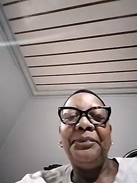 Snapshot of SEXYBOOBSNASS chatting on November 2025 06:52:02 PM SEXYBOOBSNASS online show from November 2025 06:52:02 PM