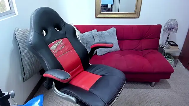 Snapshot of NicolettColin chatting on March 2025 07:31:01 PM NicolettColin online show from March 2025 07:31:01 PM