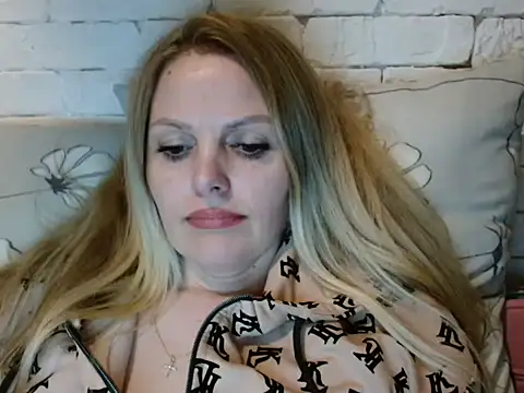 Angel girllovemy online show from November 2025 04:20:02 PM