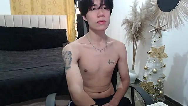 Elio-cam online show from December 2025 02:50:02 AM