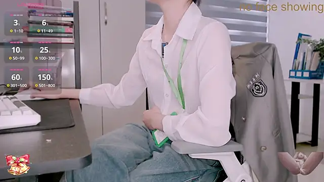 Shyn   online show from November 2025 04:22:02 AM