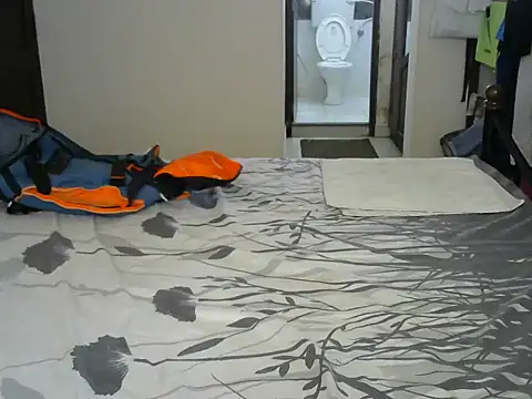 Snapshot of Slim_India chatting on February 2026 04:07:01 AM Slim India online show from February 2026 04:07:01 AM