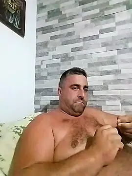 ADRIAN ADI40 online show from September 2025 04:05:02 AM