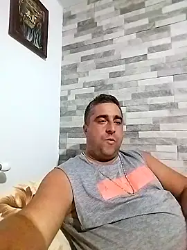 ADRIAN ADI40 online show from October 2025 06:16:02 PM