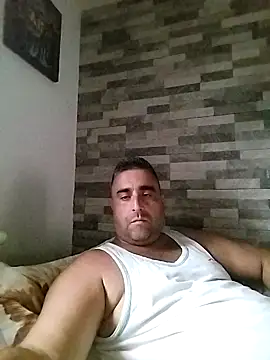 ADRIAN ADI40 online show from October 2025 07:44:01 AM