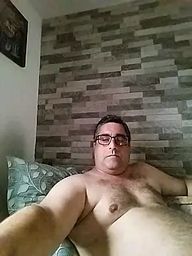 ADRIAN ADI40 online show from March 2026 03:39:02 PM