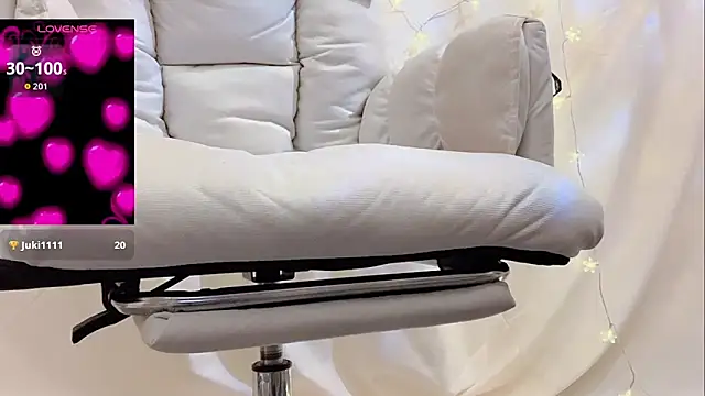 Tw Zoella online show from March 2026 03:07:02 PM