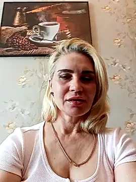 Snapshot of JennyOMay chatting on May 2026 03:13:01 AM JennyOMay online show from May 2026 03:13:01 AM