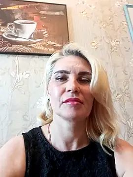 Snapshot of JennyOMay chatting on May 2026 04:06:02 AM JennyOMay online show from May 2026 04:06:02 AM