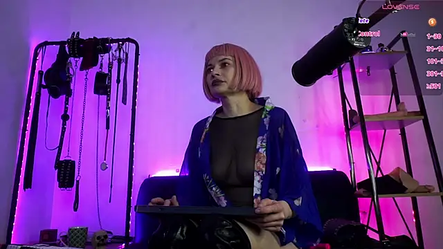 CyberXGoddess online show from April 2026 10:20:01 PM
