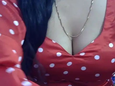 Snapshot of Your_wild_Dia chatting on February 2025 01:19:02 PM Your wild Dia online show from February 2025 01:19:02 PM