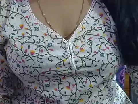 Snapshot of Your_wild_Dia chatting on March 2025 10:07:02 AM Your wild Dia online show from March 2025 10:07:02 AM