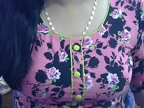 Snapshot of Your_wild_Dia chatting on March 2025 06:24:02 AM Your wild Dia online show from March 2025 06:24:02 AM