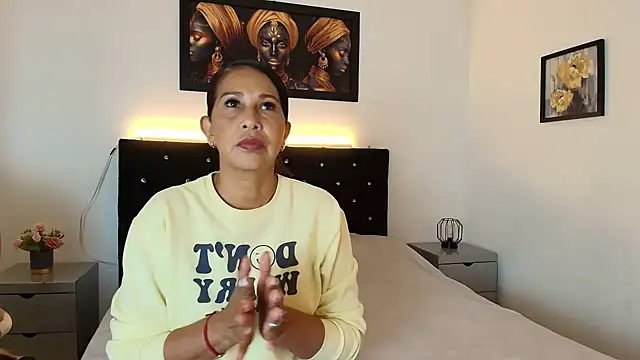 Snapshot of Shanon_mature chatting on June 2026 07:08:02 PM Shanon mature online show from June 2026 07:08:02 PM