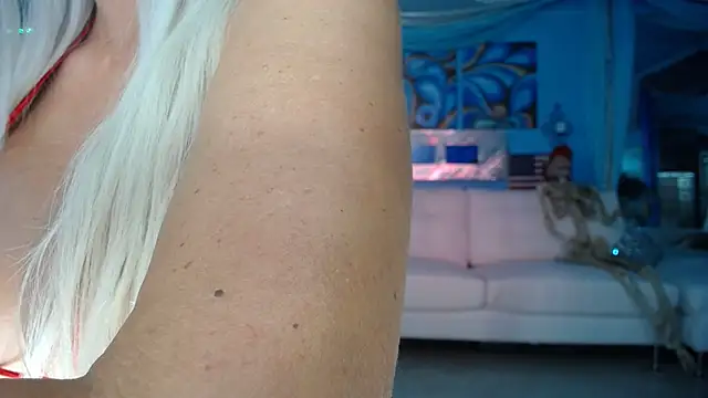 ADRIANNA FOX online show from March 2025 04:46:01 AM