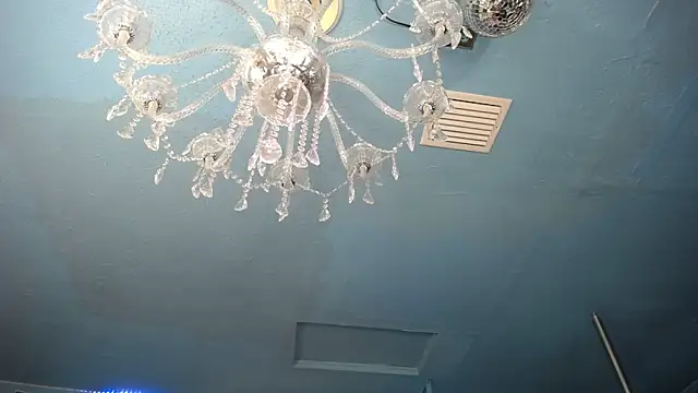 ADRIANNA FOX online show from December 2025 08:14:02 PM