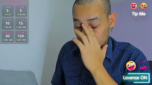 jhonyalzate2 online show from December 2024 10:23:02 AM