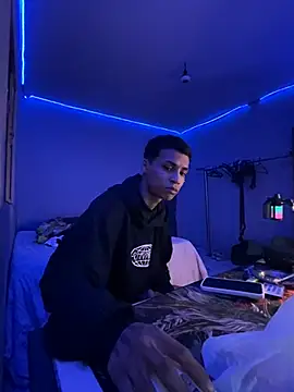 Rayanzimaker online show from April 2026 07:06:02 AM