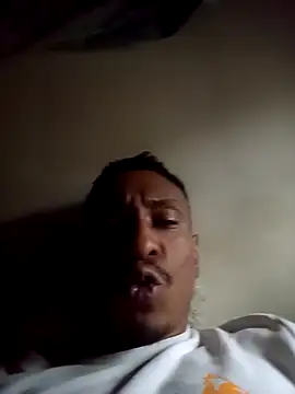 Snapshot of mellow_smoke chatting on November 2025 11:51:02 AM mellow smoke online show from November 2025 11:51:02 AM