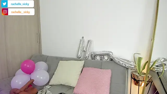 Snapshot of vicky_rachell chatting on January 2025 07:31:01 PM vicky rachell online show from January 2025 07:31:01 PM