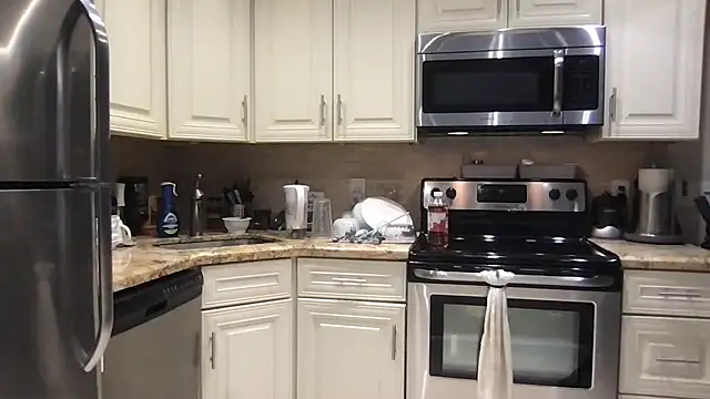 BigGuyMuscle online show from November 2025 08:53:02 PM