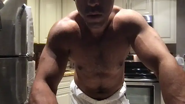 BigGuyMuscle online show from May 2026 01:57:16 AM