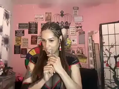 latinacubana online show from January 2025 04:16:02 AM