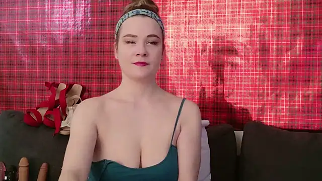 Snapshot of Kellylynn69 chatting on March 2025 06:30:01 PM Kellylynn69 online show from March 2025 06:30:01 PM