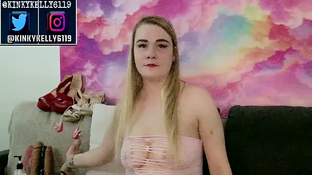 Snapshot of Kellylynn69 chatting on September 2025 02:03:02 AM Kellylynn69 online show from September 2025 02:03:02 AM