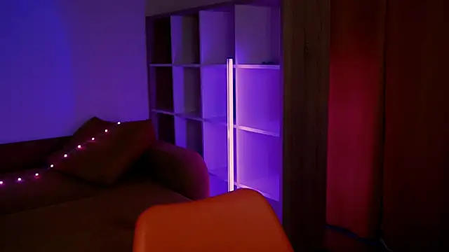 Snapshot of ItsAlisia chatting on October 2025 12:46:02 PM ItsAlisia online show from October 2025 12:46:02 PM