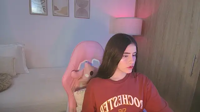 Snapshot of iriswest_ chatting on October 2025 11:35:01 PM iriswest online show from October 2025 11:35:01 PM