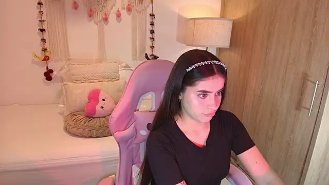 Snapshot of iriswest_ chatting on February 2026 12:03:01 AM iriswest online show from February 2026 12:03:01 AM