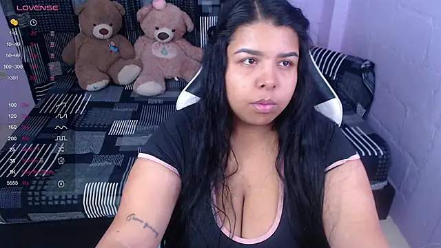 Snapshot of SaLomeJonees chatting on October 2025 11:20:02 AM SaLomeJonees online show from October 2025 11:20:02 AM