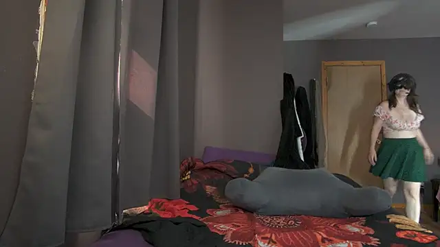 missteriousbelle online show from September 2025 06:00:01 PM